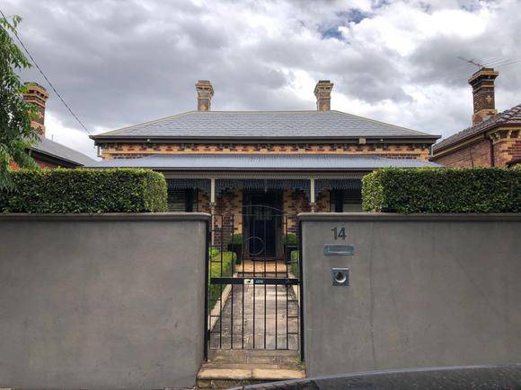 14 Parkside Street, Malvern