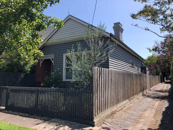 21 Grace Street, Malvern