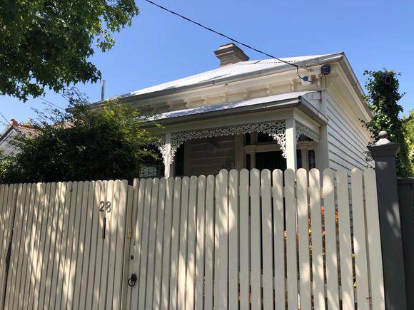 28 Grace Street, Malvern