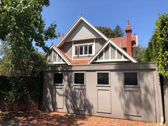 6 Grace Street, Malvern