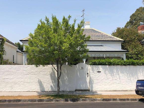 26 McKinley Avenue, Malvern