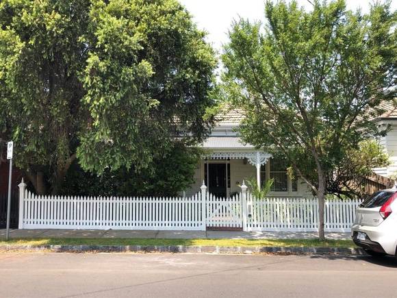30 McKinley Avenue, Malvern