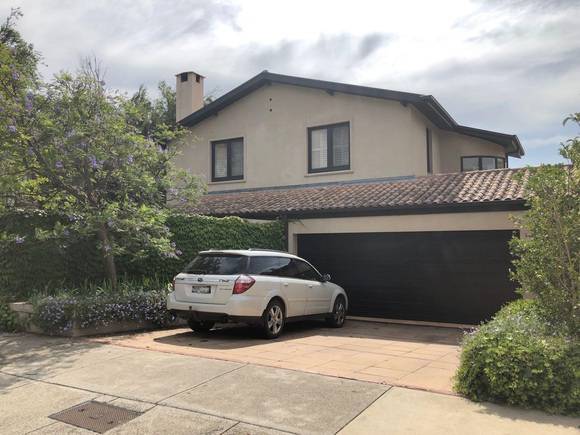 10 Henderson Avenue, Malvern