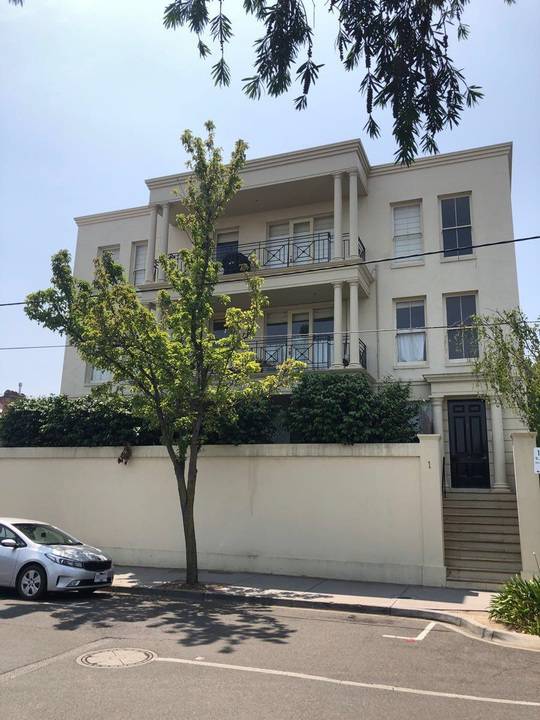 1 Gordon Grove, Malvern