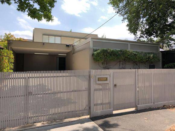 4 Staniland Avenue, Malvern