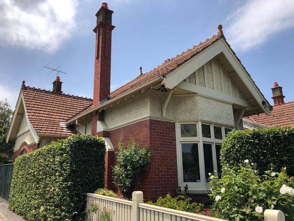 1 Wheatland Road, Malvern