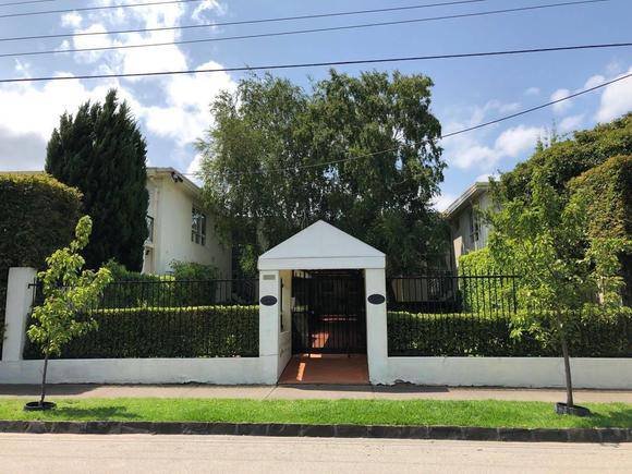 37 Wheatland Road, Malvern