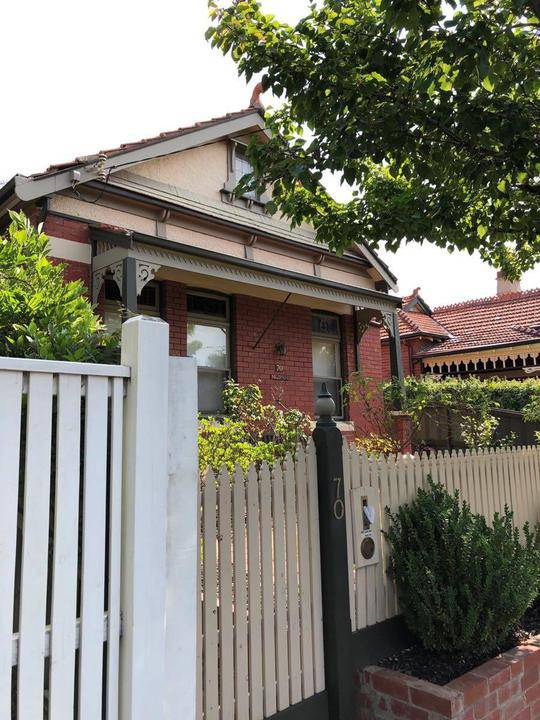 70 Wheatland Road, Malvern