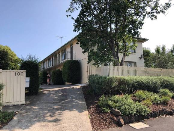100 Claremont Avenue, Malvern
