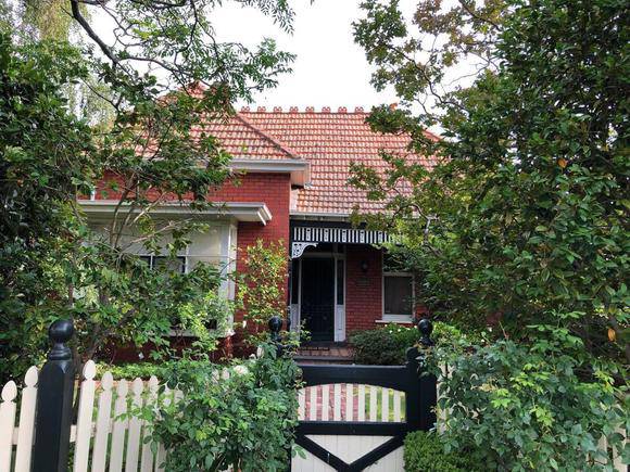 41 Claremont Avenue, Malvern