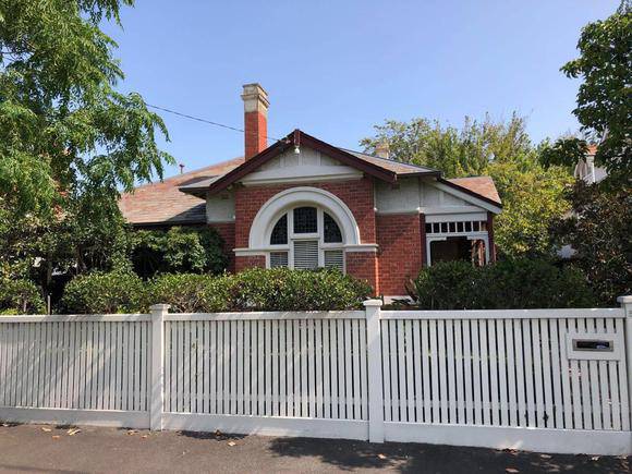 52 Claremont Avenue, Malvern