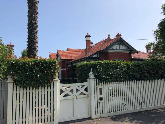 60 Claremont Avenue, Malvern