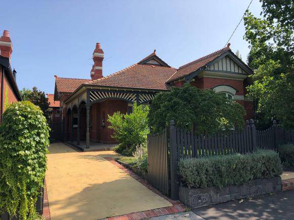 72 Claremont Avenue, Malvern