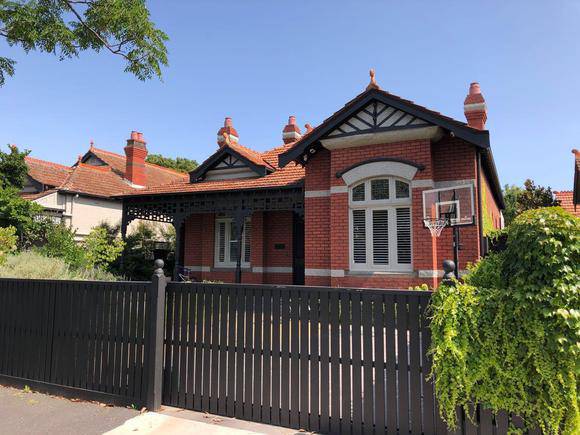 74 Claremont Avenue, Malvern