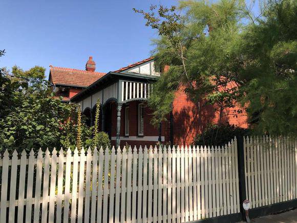 86 Claremont Avenue, Malvern