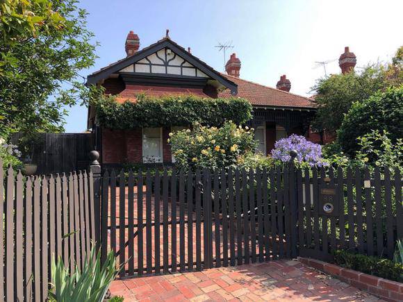 88 Claremont Avenue, Malvern