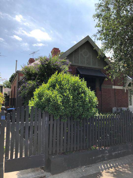 13 Cummins Grove, Malvern