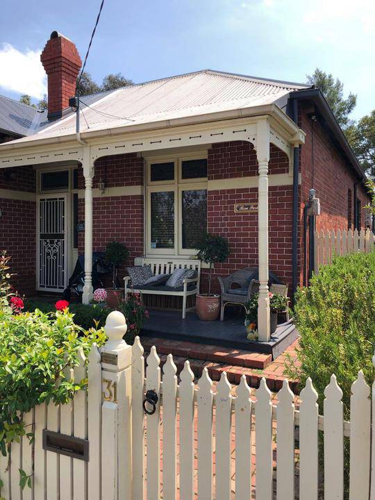 31 Cummins Grove, Malvern