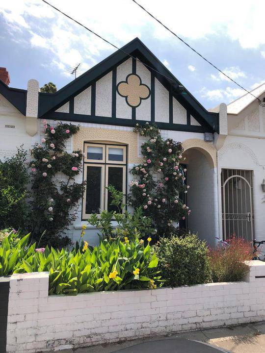 5 Cummins Grove, Malvern