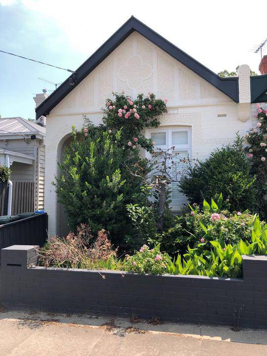 7 Cummins Grove, Malvern