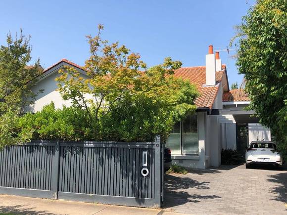 12 Gaynor Court, Malvern
