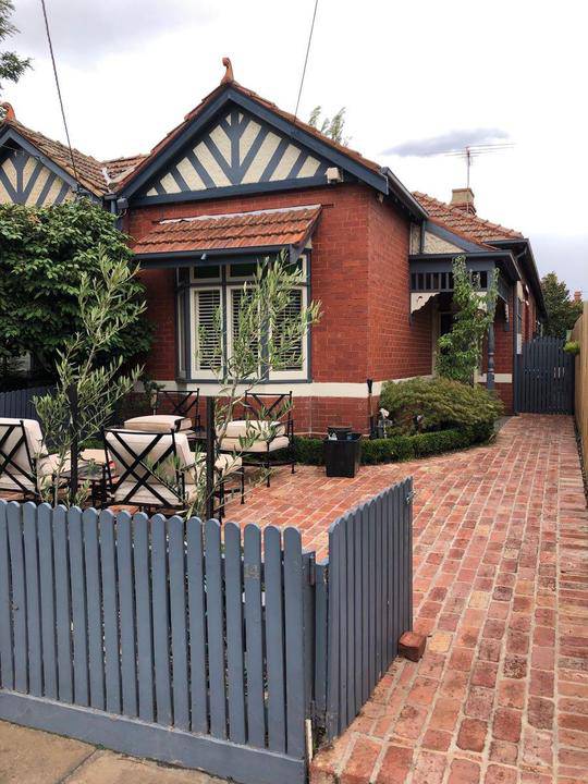 14 Johnstone Street, Malvern