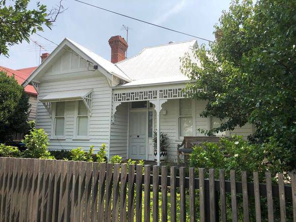 21 Johnstone Street, Malvern