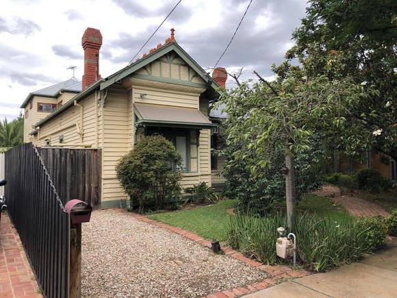 43 Finlayson Street, Malvern