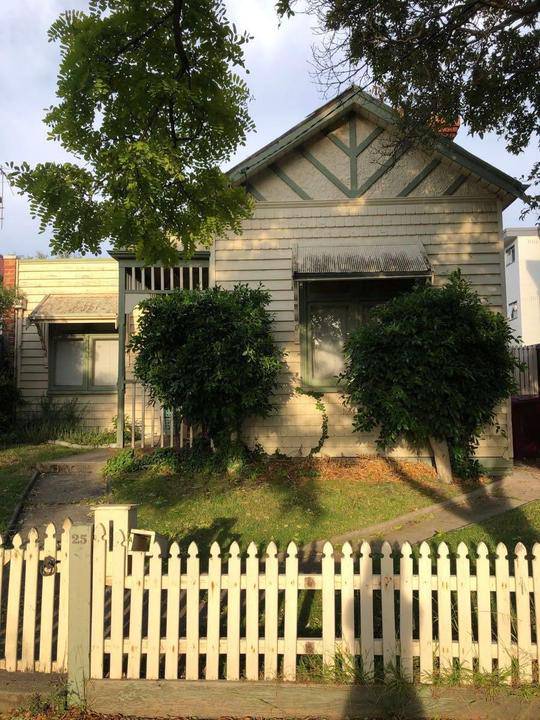 25 Ewart Street, Malvern