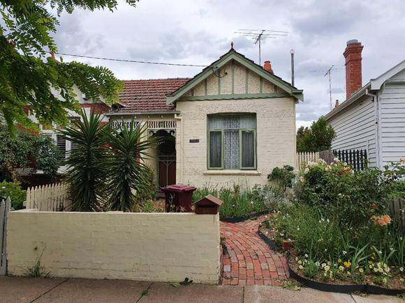 26 Ewart Street, Malvern