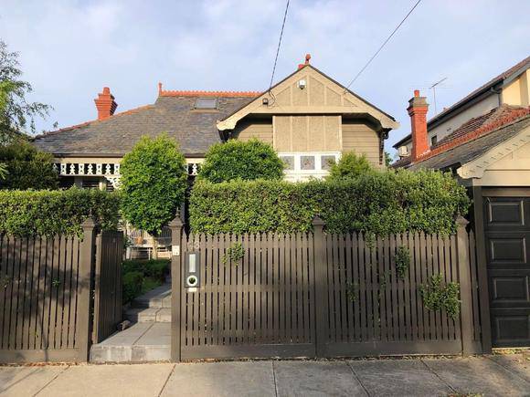 43 Ewart Street, Malvern