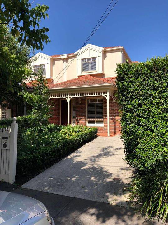 32 Victoria Road North, Malvern