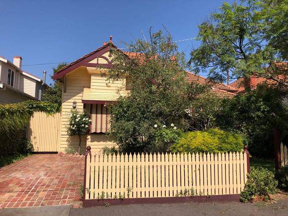 44 Victoria Road North, Malvern