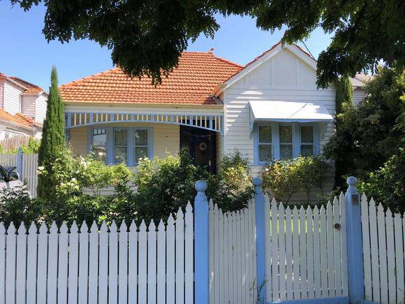 52 Hunter Street, Malvern
