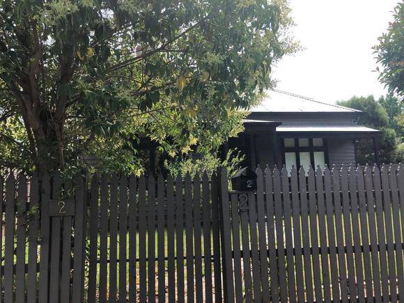 2 Raleigh Street, Malvern