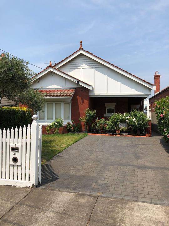 31 Raleigh Street, Malvern