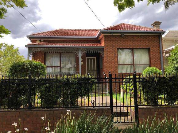 11 Edsall Street, Malvern