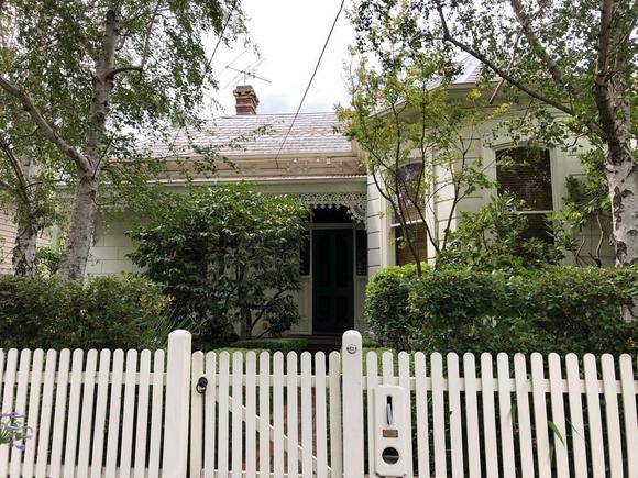 21 Edsall Street, Malvern