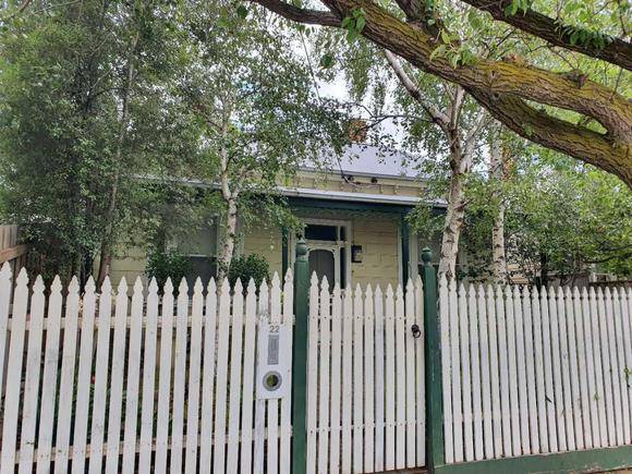 22 Edsall Street, Malvern