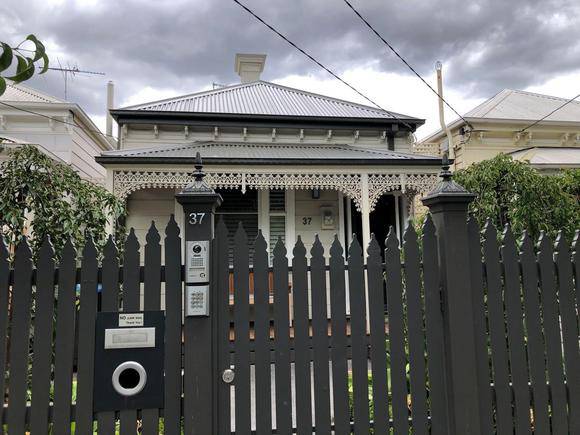 37 Edsall Street, Malvern