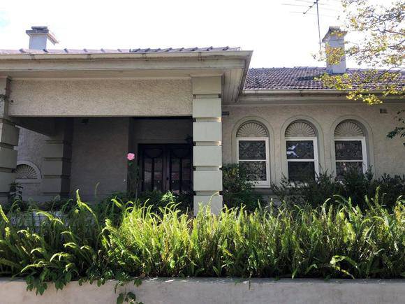 379 Waverley Road, Malvern East
