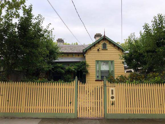 11 Emo Road, Malvern East