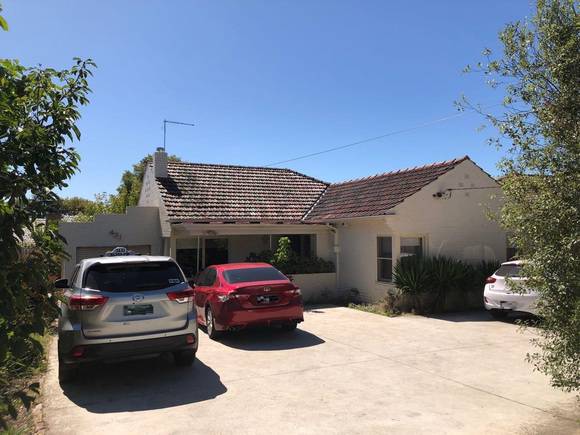 471 Waverley Road, Malvern East
