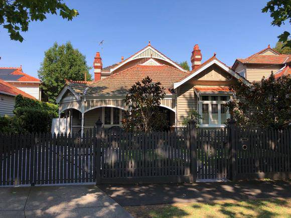 10 Westgarth Street, Malvern East
