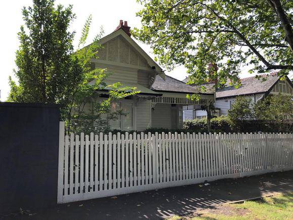 15 Westgarth Street, Malvern East