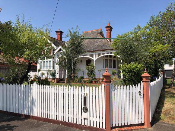 24 Westgarth Street, Malvern East