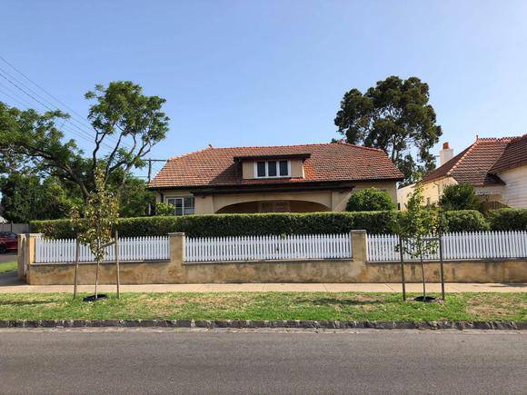 6 Royston Avenue, Malvern East