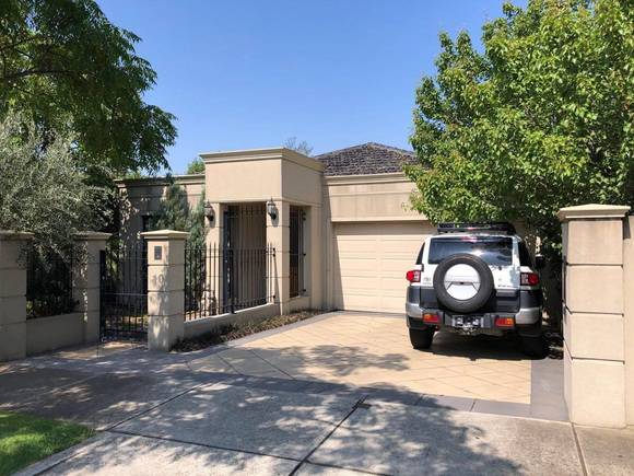 10 Devonshire Road, Malvern East
