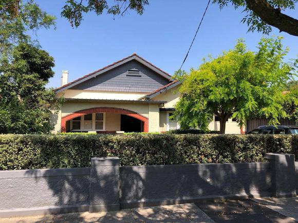 2 Devonshire Road, Malvern East