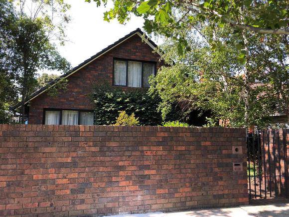 19 Central Park Road, Malvern East